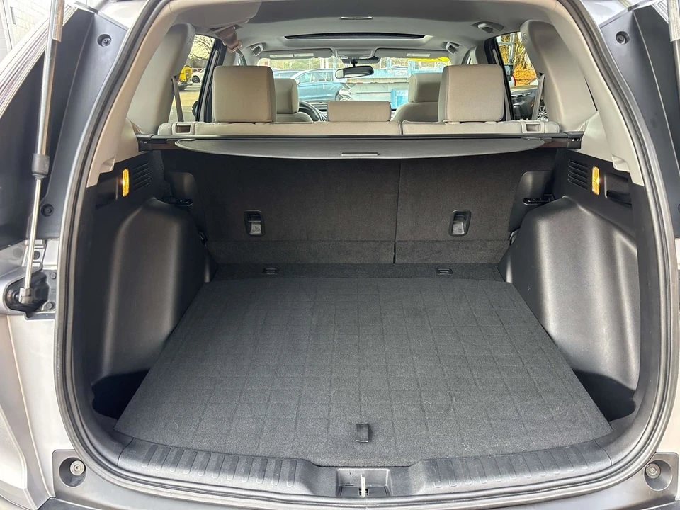 2020 Honda CR-V 5th Gen - Image 17 of 21