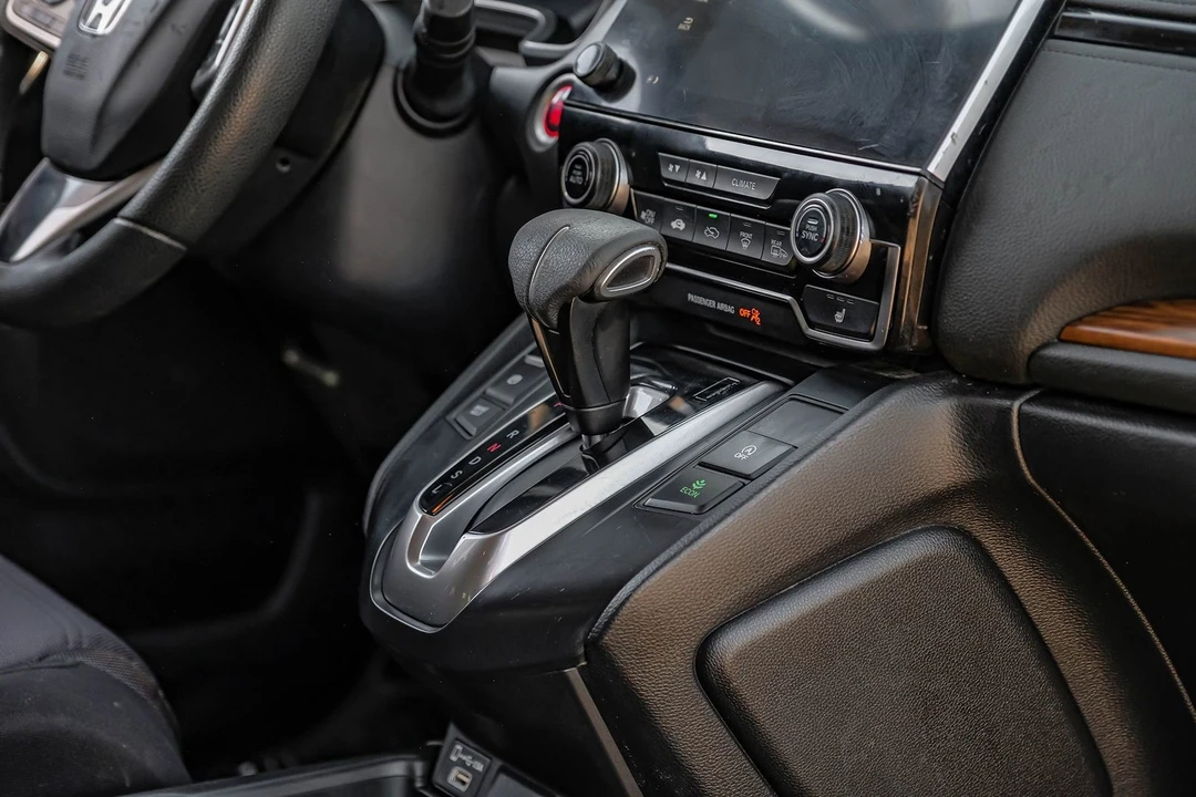 2020 Honda CR-V 5th Gen - Image 26 of 31