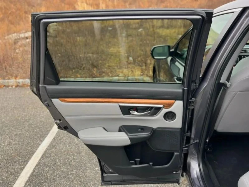 2020 Honda CR-V 5th Gen - Image 11 of 12