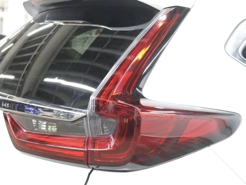 2020 Honda CR-V 5th Gen - Image 7 of 12