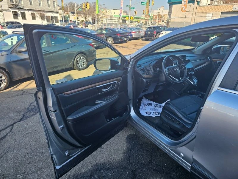 2020 Honda CR-V 5th Gen - Image 9 of 12