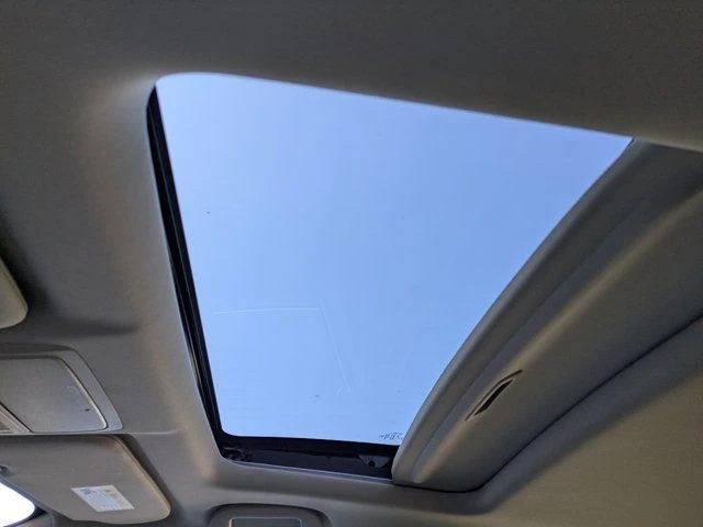 2020 Honda CR-V 5th Gen - Image 19 of 21