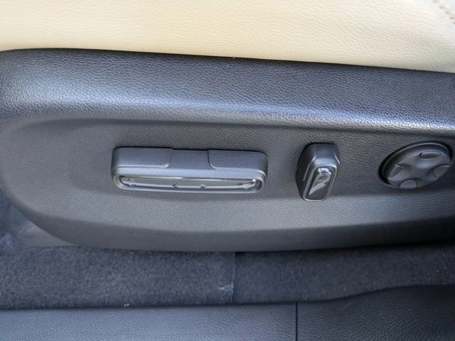 2020 Honda CR-V 5th Gen - Image 18 of 21