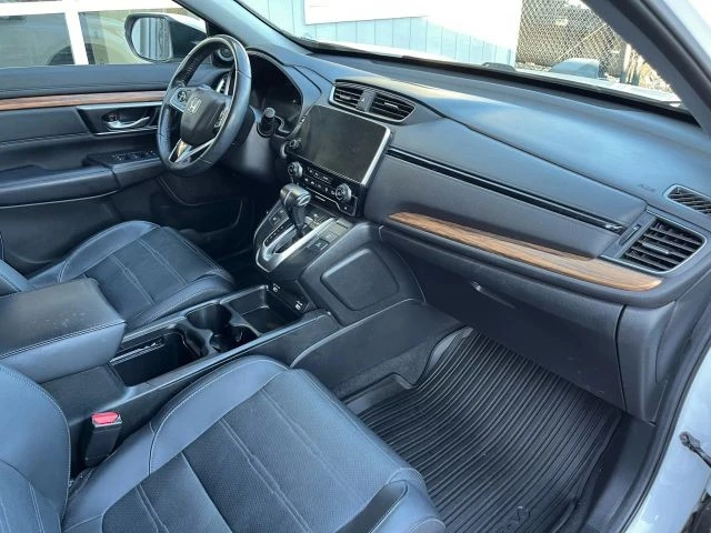 2020 Honda CR-V 5th Gen - Image 16 of 21