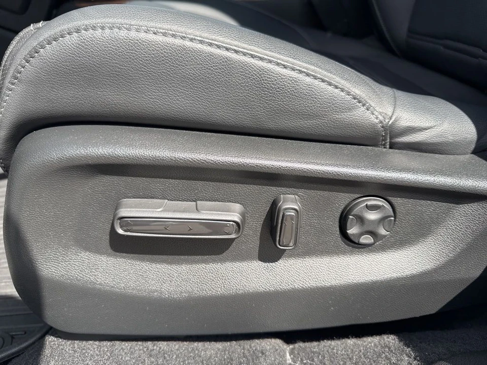 2020 Honda CR-V 5th Gen - Image 11 of 21