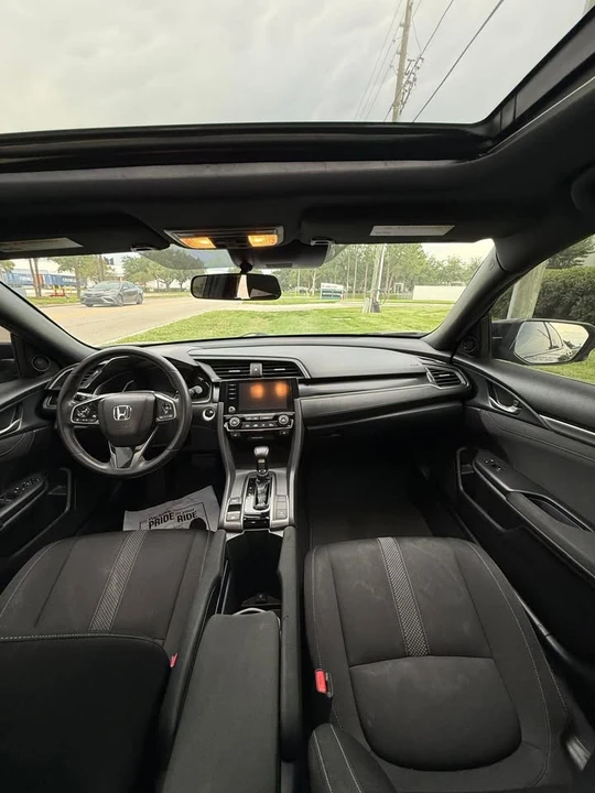 2020 Honda Civic 10th Gen - Image 13 of 14