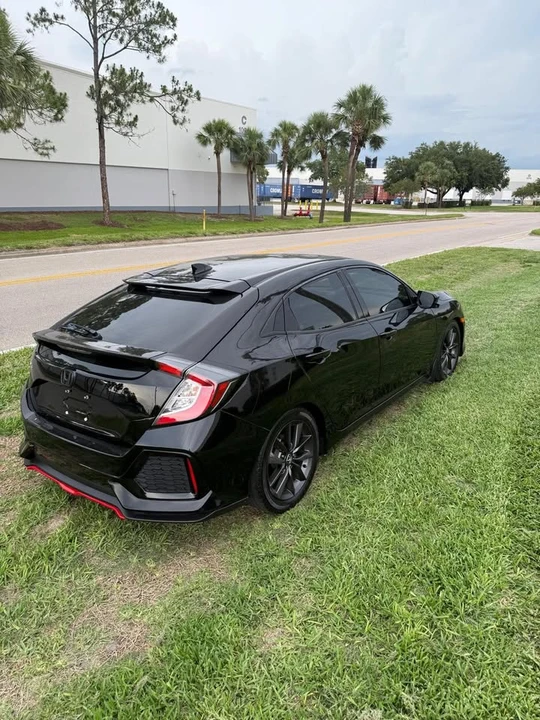 2020 Honda Civic 10th Gen - Image 8 of 14