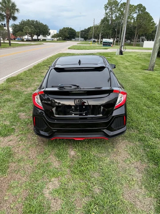2020 Honda Civic 10th Gen - Image 6 of 14