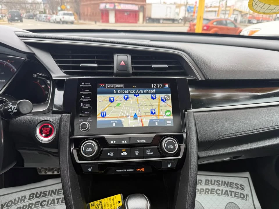2020 Honda Civic 10th Gen - Image 17 of 20