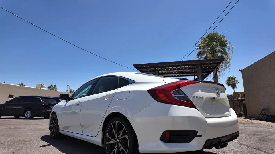 2020 Honda Civic 10th Gen - Image 2 of 7