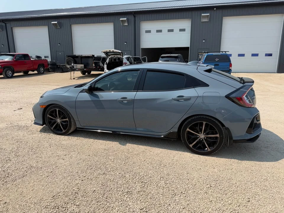 2020 Honda Civic 10th Gen - Image 8 of 17