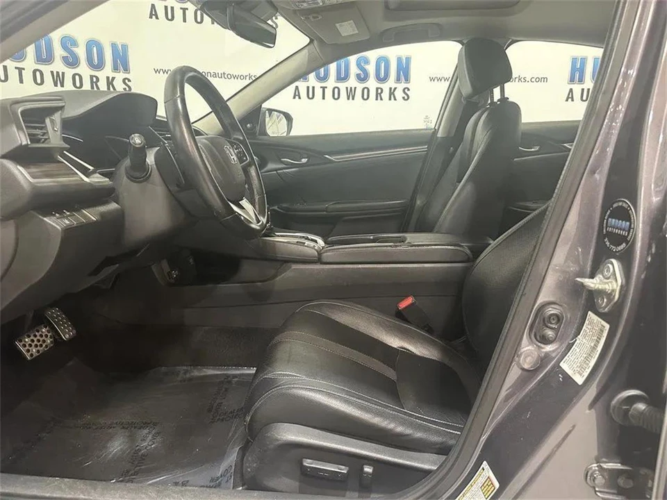2020 Honda Civic 10th Gen - Image 14 of 31
