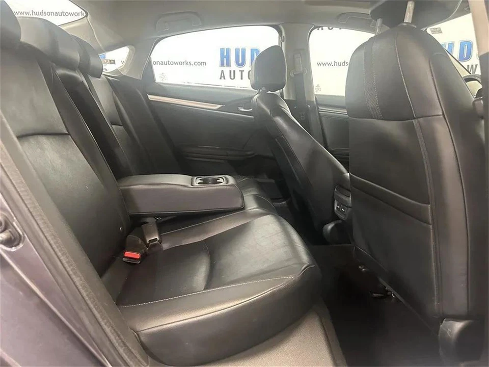 2020 Honda Civic 10th Gen - Image 24 of 31