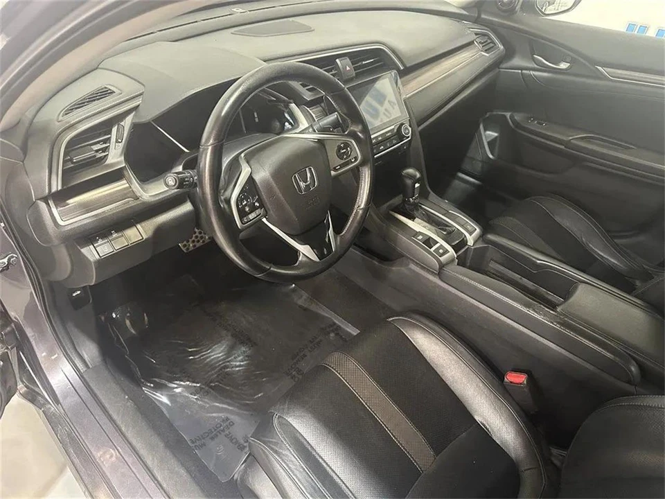 2020 Honda Civic 10th Gen - Image 16 of 31