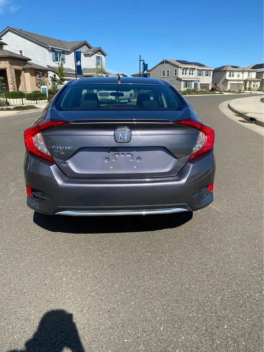 2020 Honda Civic 10th Gen - Image 4 of 12