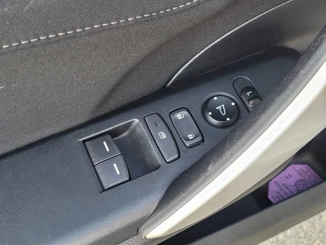 2020 Honda Civic 10th Gen - Image 16 of 27