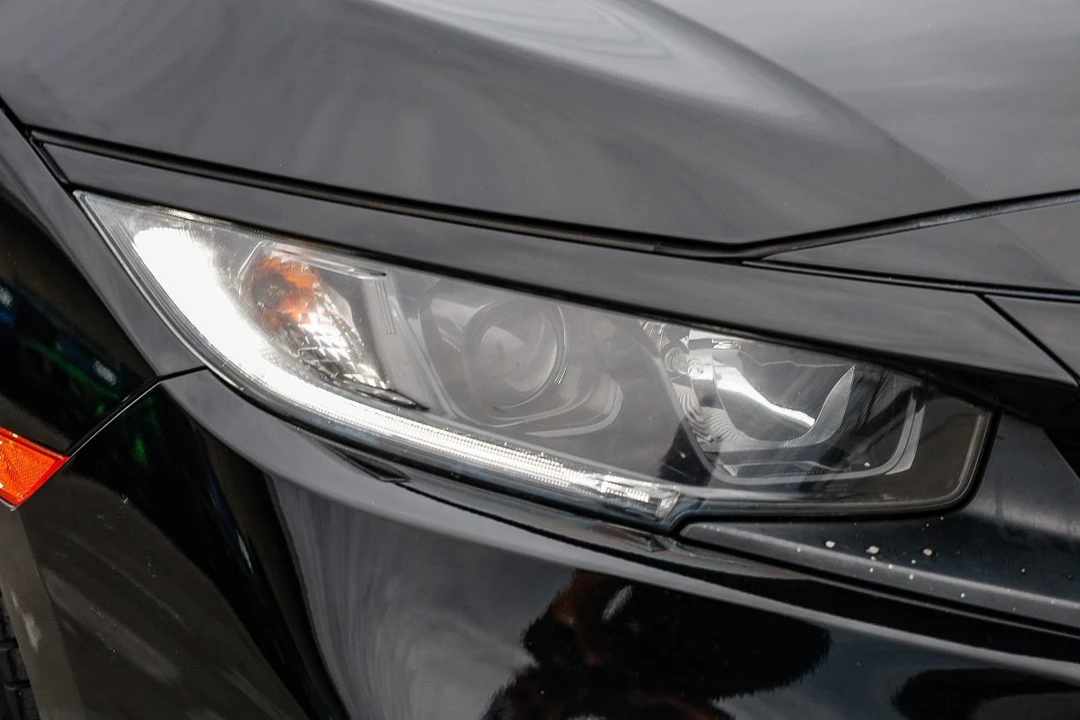 2020 Honda Civic 10th Gen - Image 7 of 12