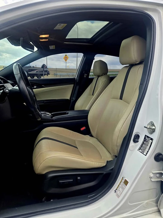 2020 Honda Civic 10th Gen - Image 9 of 20
