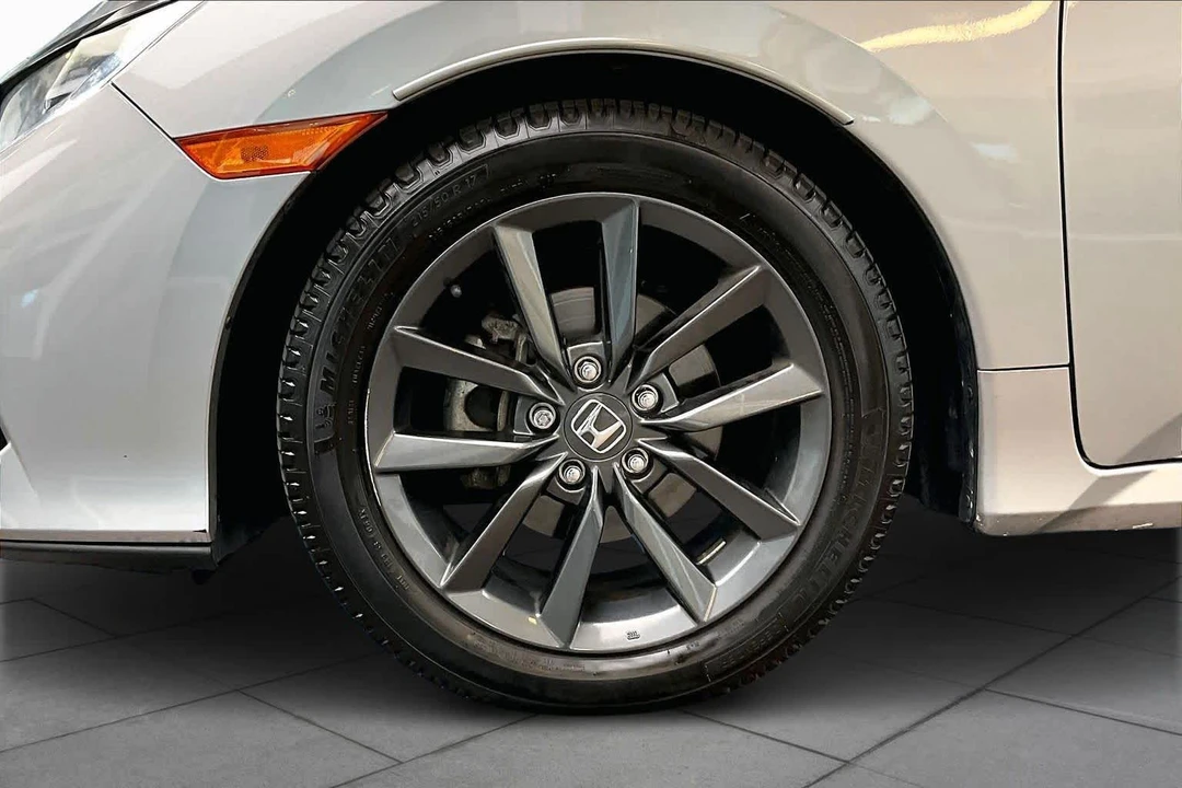 2020 Honda Civic 10th Gen - Image 10 of 12