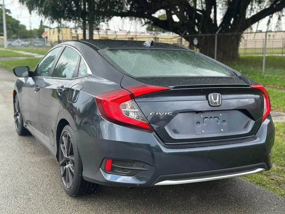 2020 Honda Civic 10th Gen - Image 4 of 9