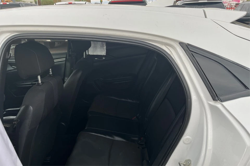 2020 Honda Civic 10th Gen - Image 10 of 20