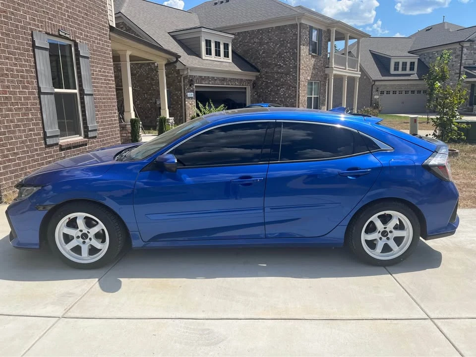 2020 Honda Civic 10th Gen - Image 2 of 7