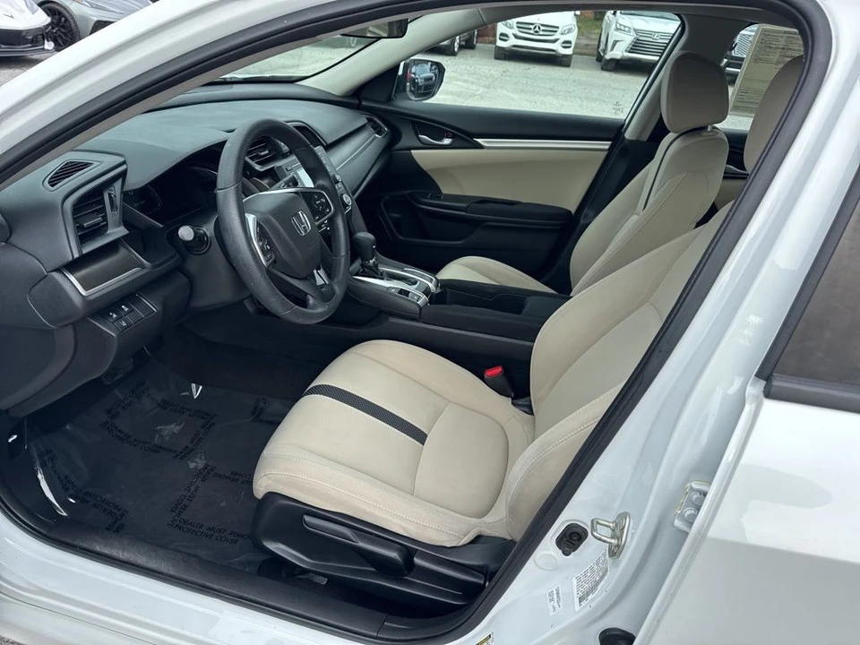 2020 Honda Civic 10th Gen - Image 9 of 12