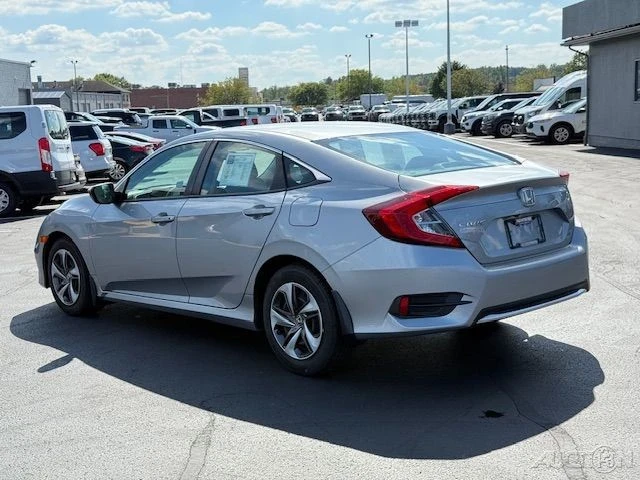 2020 Honda Civic 10th Gen - Image 5 of 12