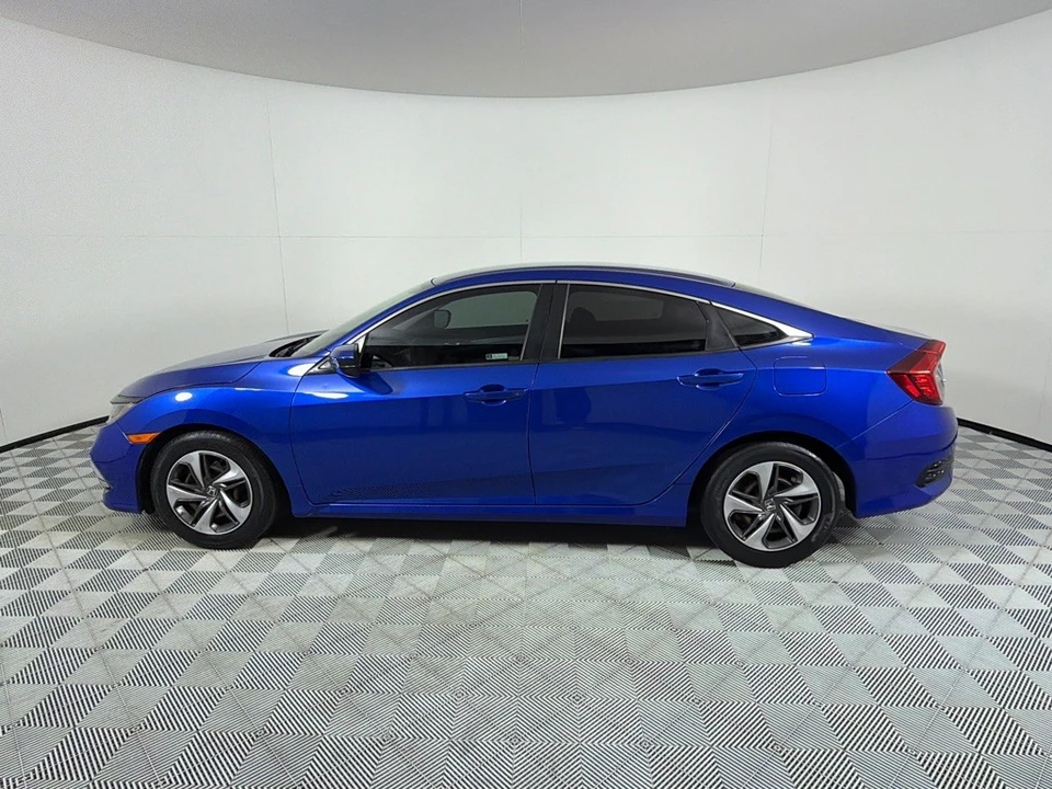 2020 Honda Civic 10th Gen - Image 8 of 24
