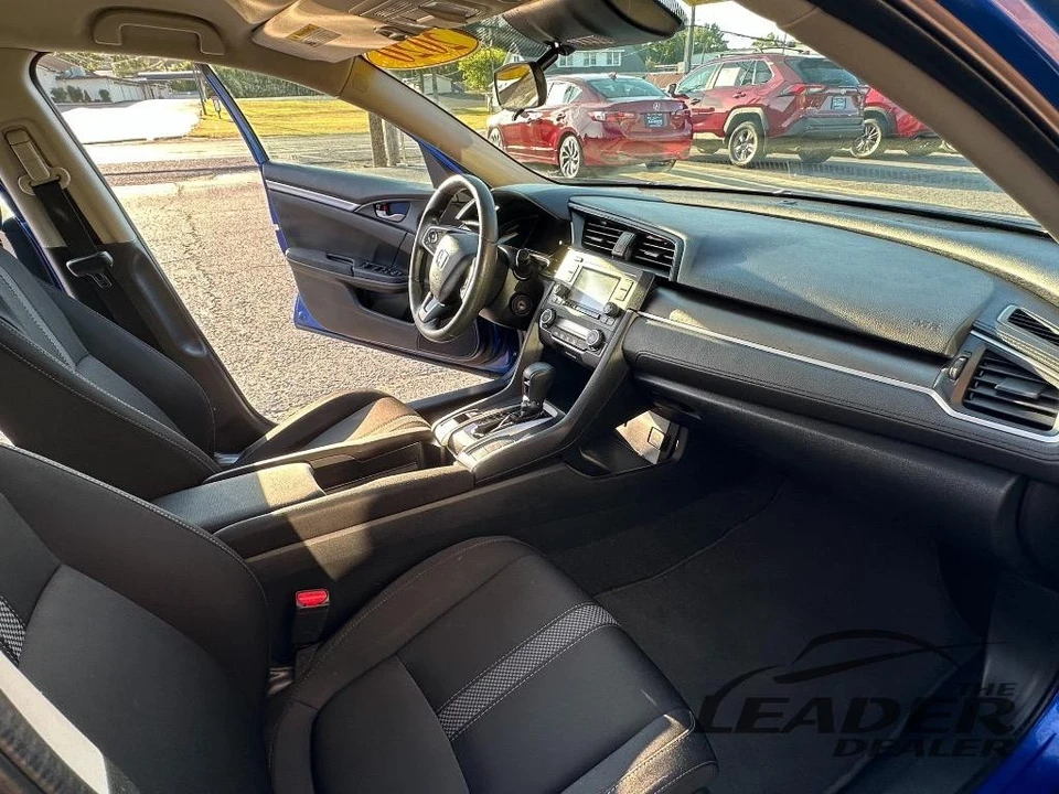 2020 Honda Civic 10th Gen - Image 12 of 17