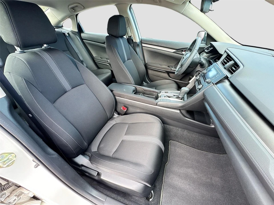 2020 Honda Civic 10th Gen - Image 10 of 15