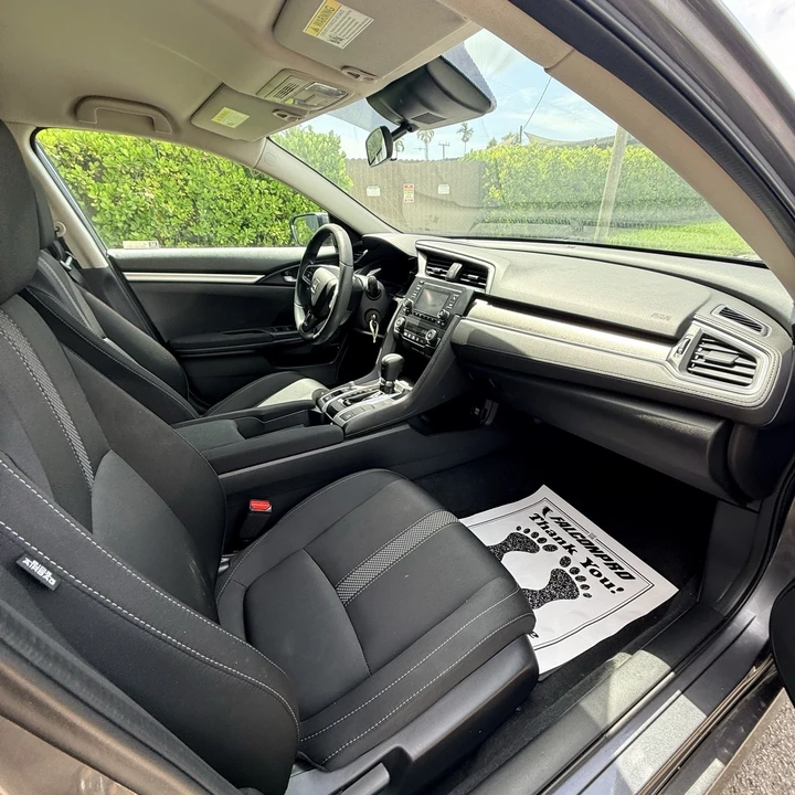 2020 Honda Civic 10th Gen - Image 9 of 15