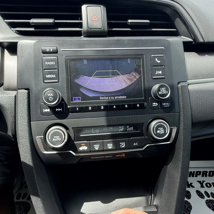 2020 Honda Civic 10th Gen - Image 11 of 15