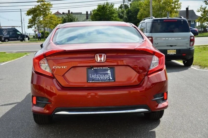 2020 Honda Civic 10th Gen - Image 8 of 12