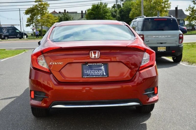 2020 Honda Civic 10th Gen - Image 8 of 12