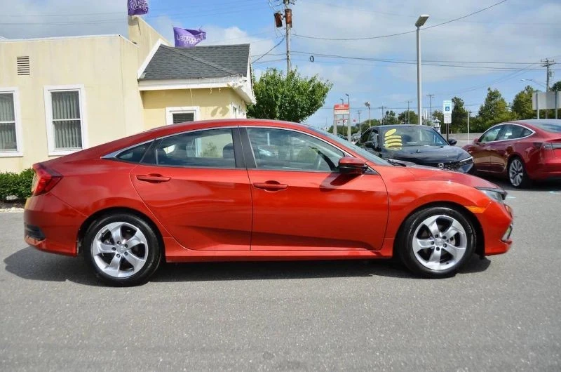 2020 Honda Civic 10th Gen - Image 10 of 12