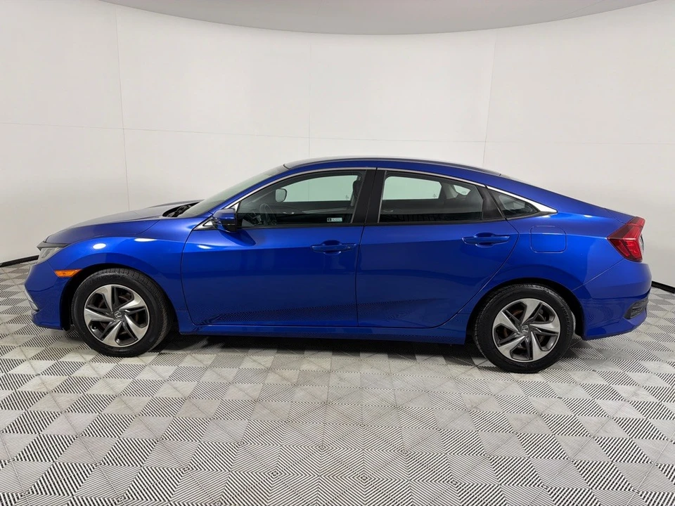 2020 Honda Civic 10th Gen - Image 8 of 12