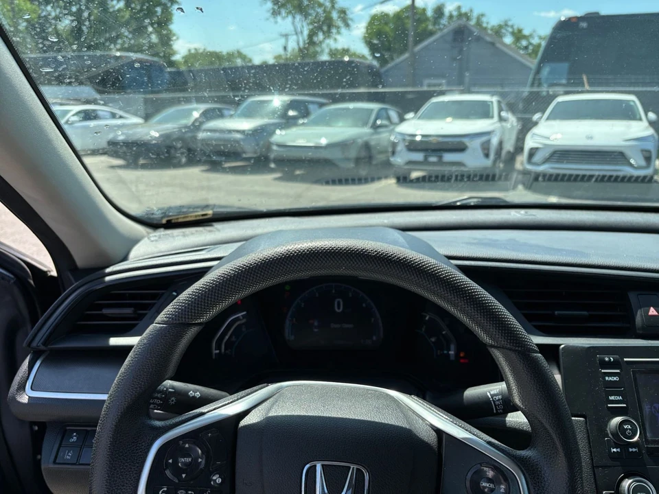 2020 Honda Civic 10th Gen - Image 27 of 31