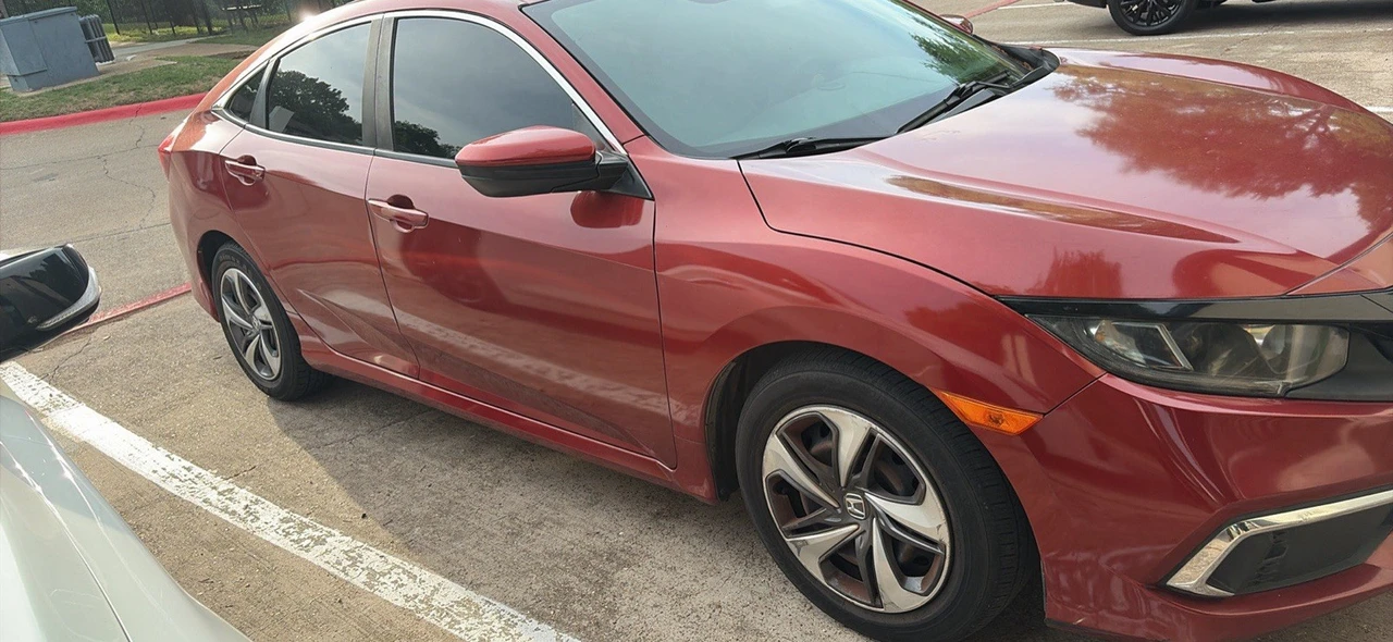 2020 Honda Civic 10th Gen - Image 2 of 5
