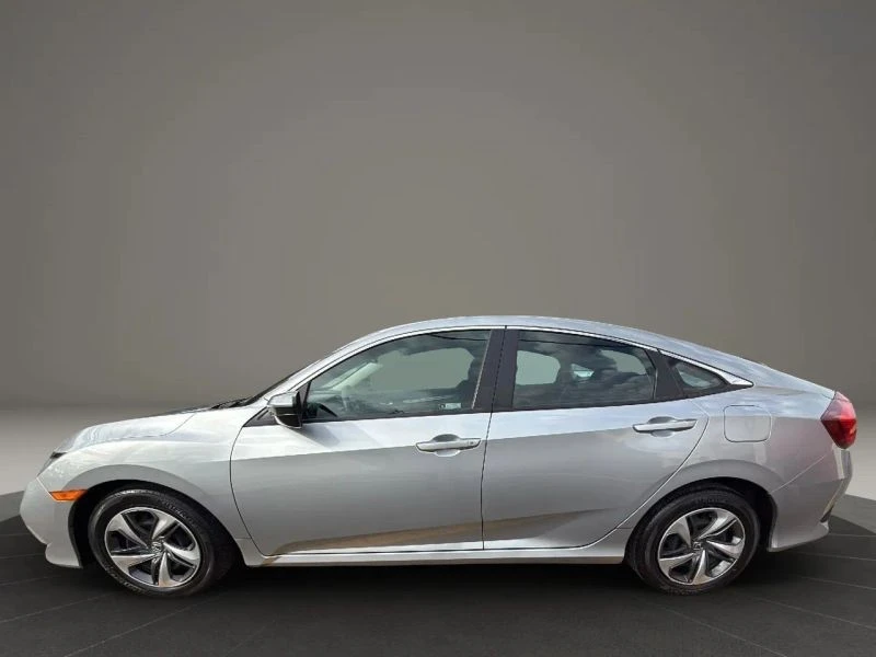 2020 Honda Civic 10th Gen - Image 8 of 12