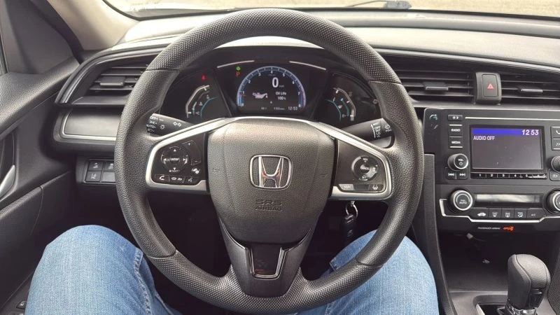 2020 Honda Civic 10th Gen - Image 10 of 12