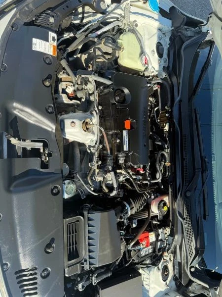2020 Honda Civic 10th Gen - Image 11 of 12