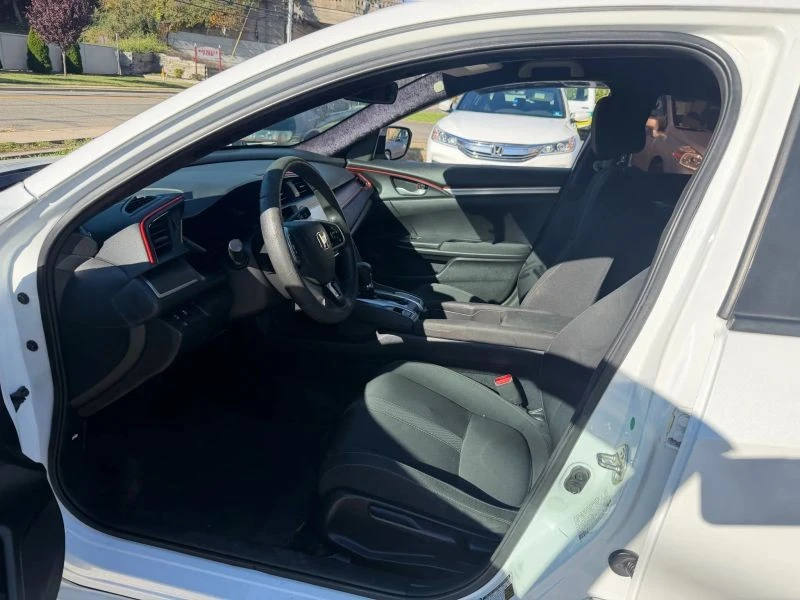 2020 Honda Civic 10th Gen - Image 10 of 12