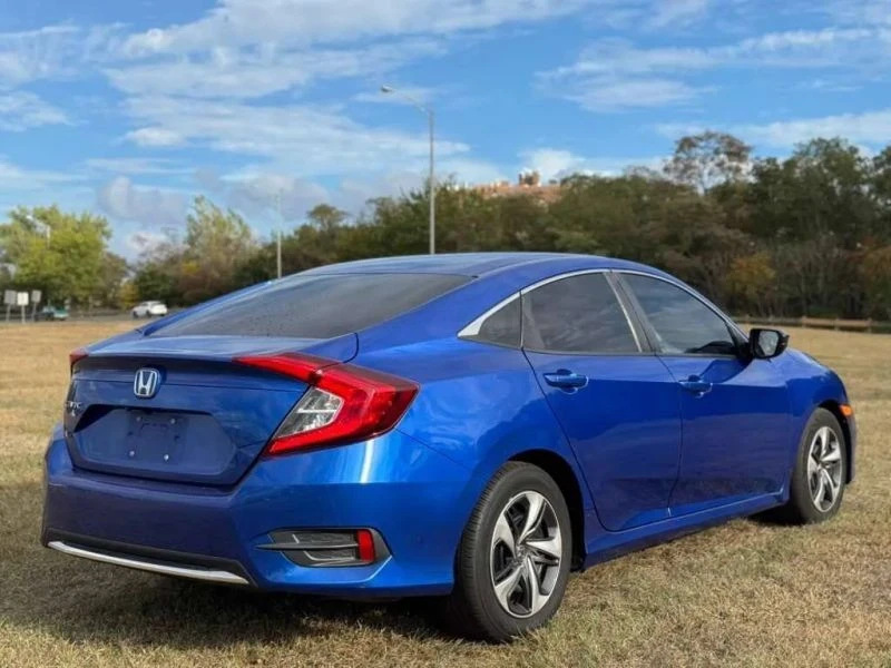2020 Honda Civic 10th Gen - Image 7 of 12