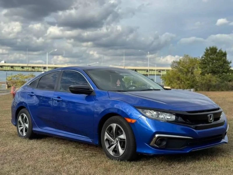 2020 Honda Civic 10th Gen - Image 9 of 12