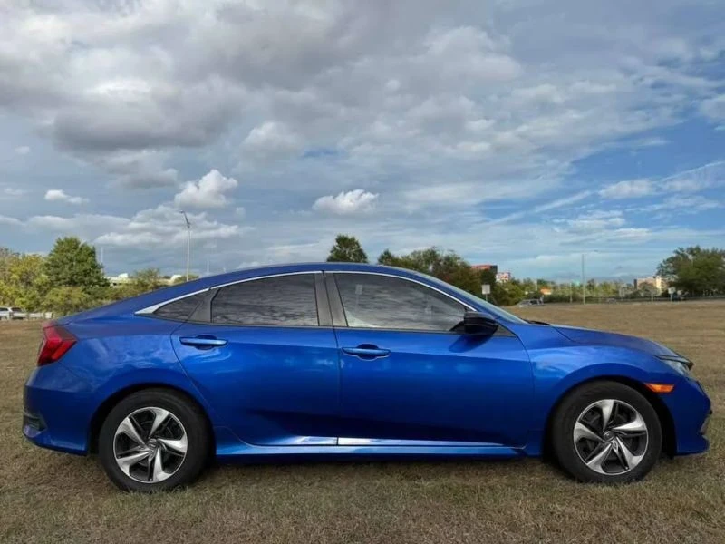 2020 Honda Civic 10th Gen - Image 8 of 12