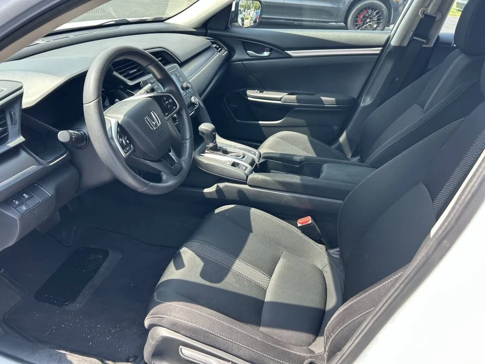 2020 Honda Civic 10th Gen - Image 9 of 13