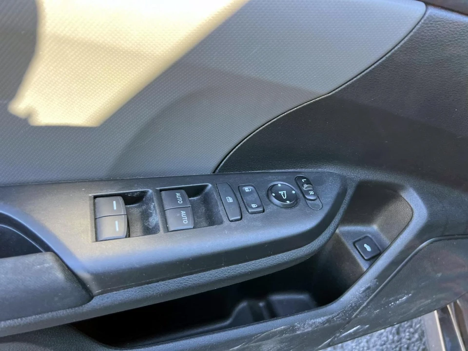 2020 Honda Civic 10th Gen - Image 14 of 28