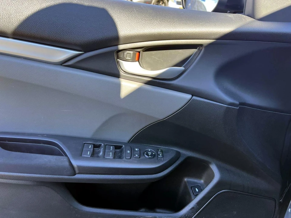 2020 Honda Civic 10th Gen - Image 11 of 28