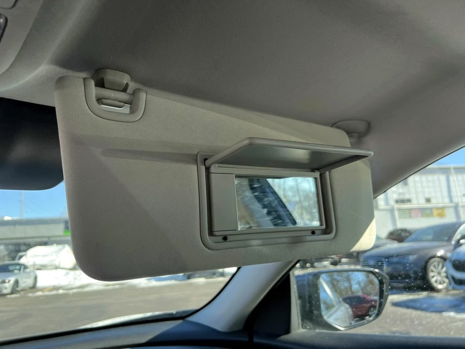 2020 Honda Civic 10th Gen - Image 26 of 28